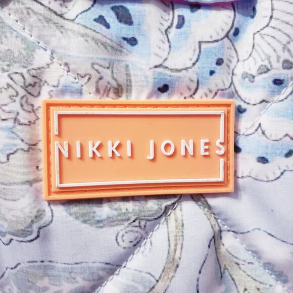 NIKKI JONES Montreal Floral Quilted Hooded Jacket Fully Lined Women's Size Small - Picture 4 of 16